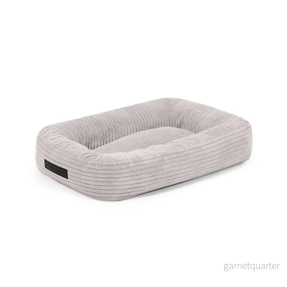 Hundbädd 55 Waves White Grey Hundbädd 55 Waves White Grey