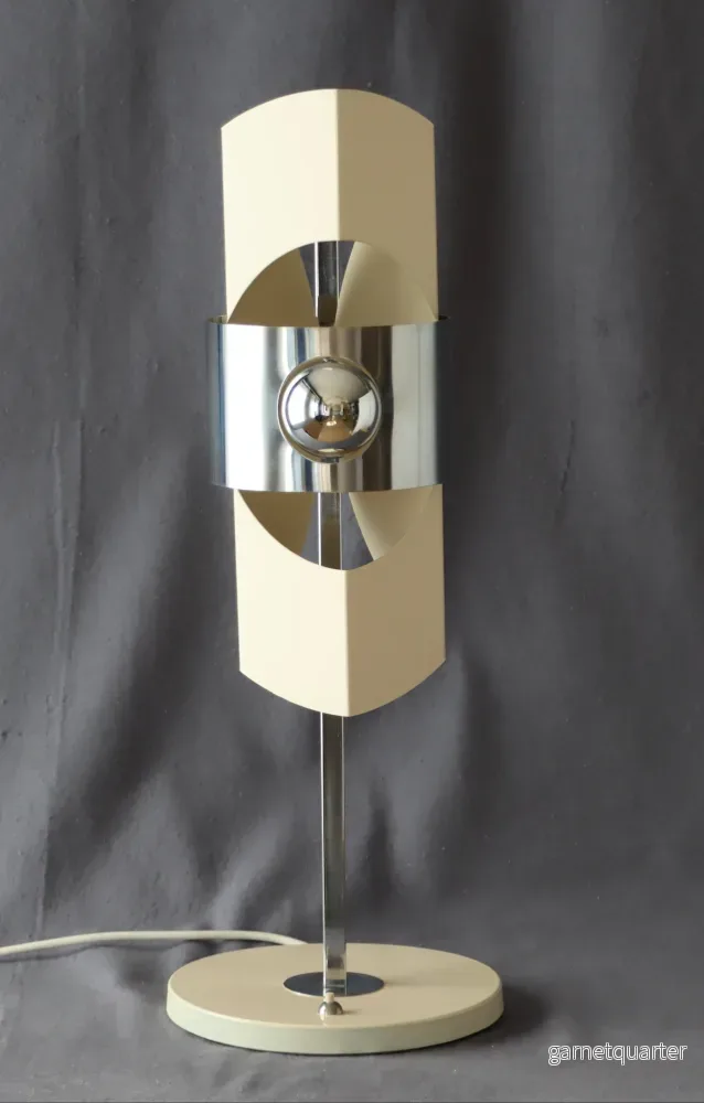Borsdlampa Italiensk Space Age Itatian Modern 1969-tal Nr B450 Borsdlampa Italiensk Space Age Itatian Modern 1969-tal Nr B450
