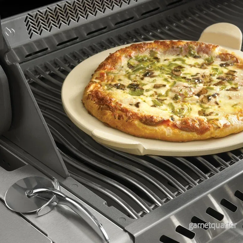 Napoleon PRO Pizzasten med pizzahjul - Bild 3