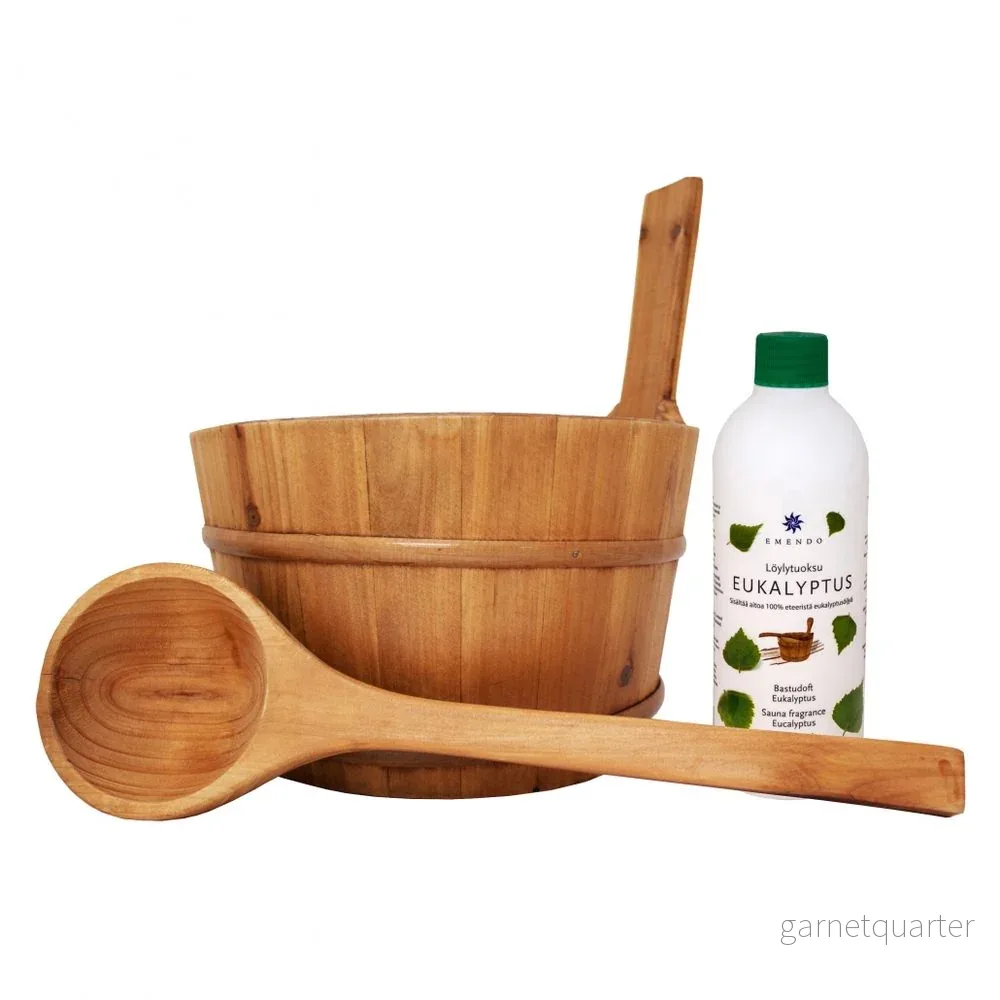 Emendo Bastustäva med Bastuskopa I Ljust Trä Inklusive Bastudoft Eukalyptus 500 ml Emendo Bastustäva med Bastuskopa I Ljust Trä Inklusive Bastudoft Eukalyptus 500 ml