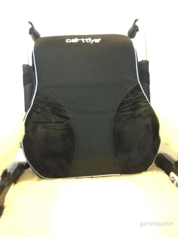 Mjuk svankkudde ryggstöd – Med kylande gel & memory foam. (44x40x12) Mjuk svankkudde ryggstöd – Med kylande gel & memory foam. (44x40x12)