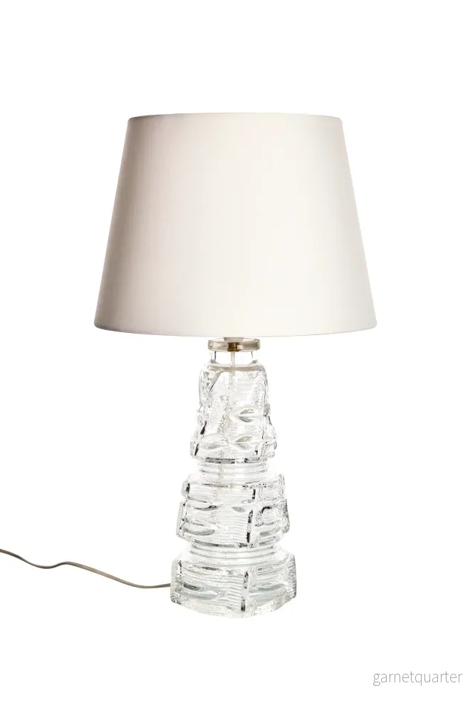 Skulpturell bordslampa i klarglas från Pukeberg, 70-tal - Bild 2