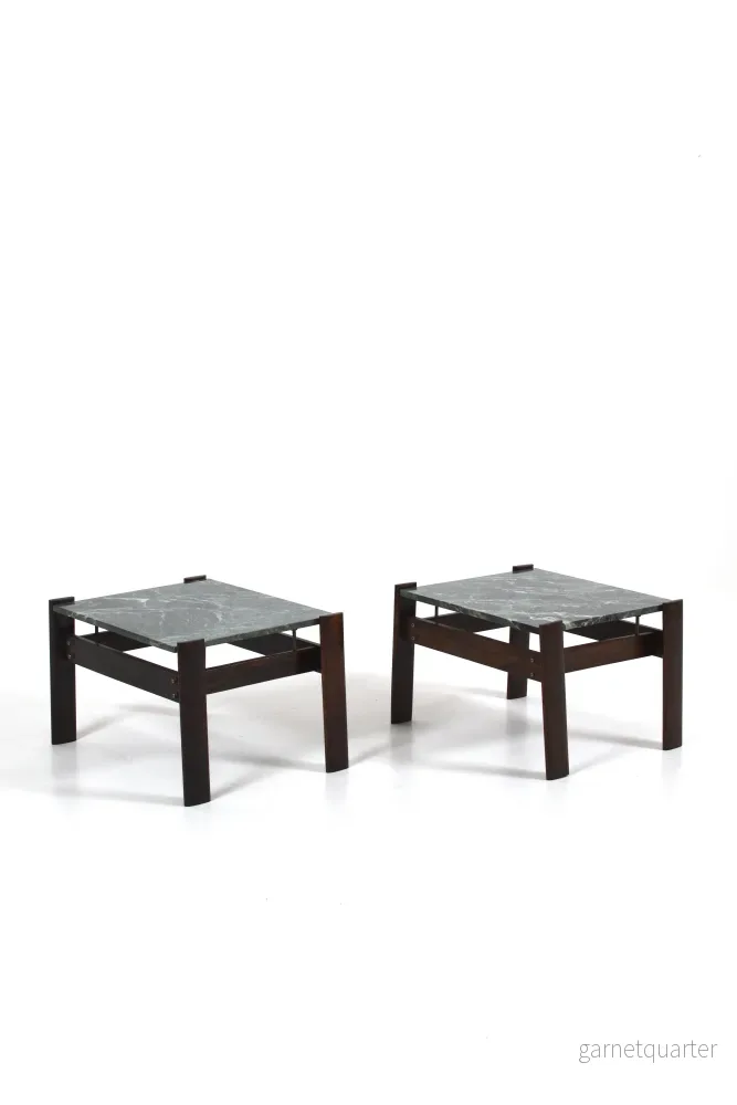 Set om två småbord i grön marmor av Percival Lafer, Brasilien 1970-tal Set om två småbord i grön marmor av Percival Lafer, Brasilien 1970-tal