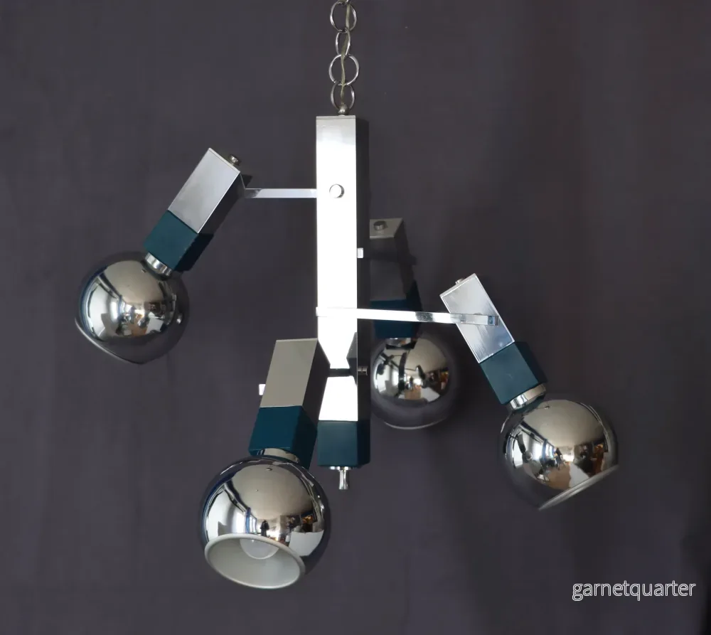 Italiensk Taklampa Space Age 1960/70-tal. Nr A672