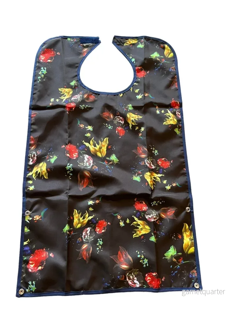 Bestick med kardborrstängning – lätt att rengöra (65×45). 4 olika färger Svart med blomma