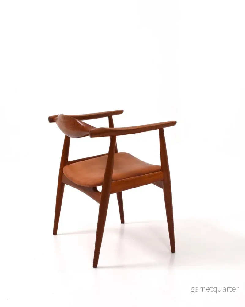 Karmstol "CH35" av Hans J. Wegner för Carl Hansen & Son - Bild 3