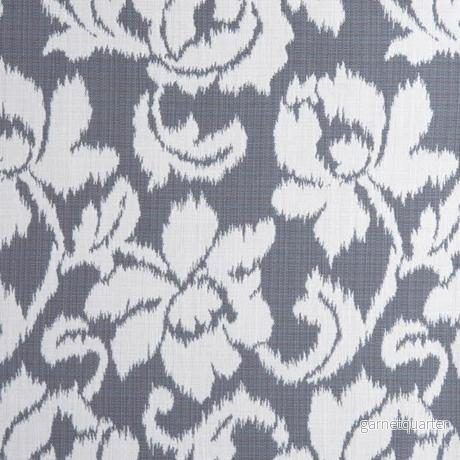 Ryggstödskudde i tålig dynväv 60x60cm, Grå Ikat (vit blomma)