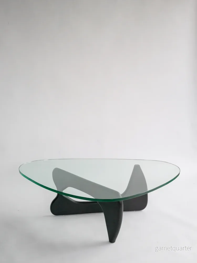 Isamu Noguchi-typ av bord i svart ask. - Bild 3