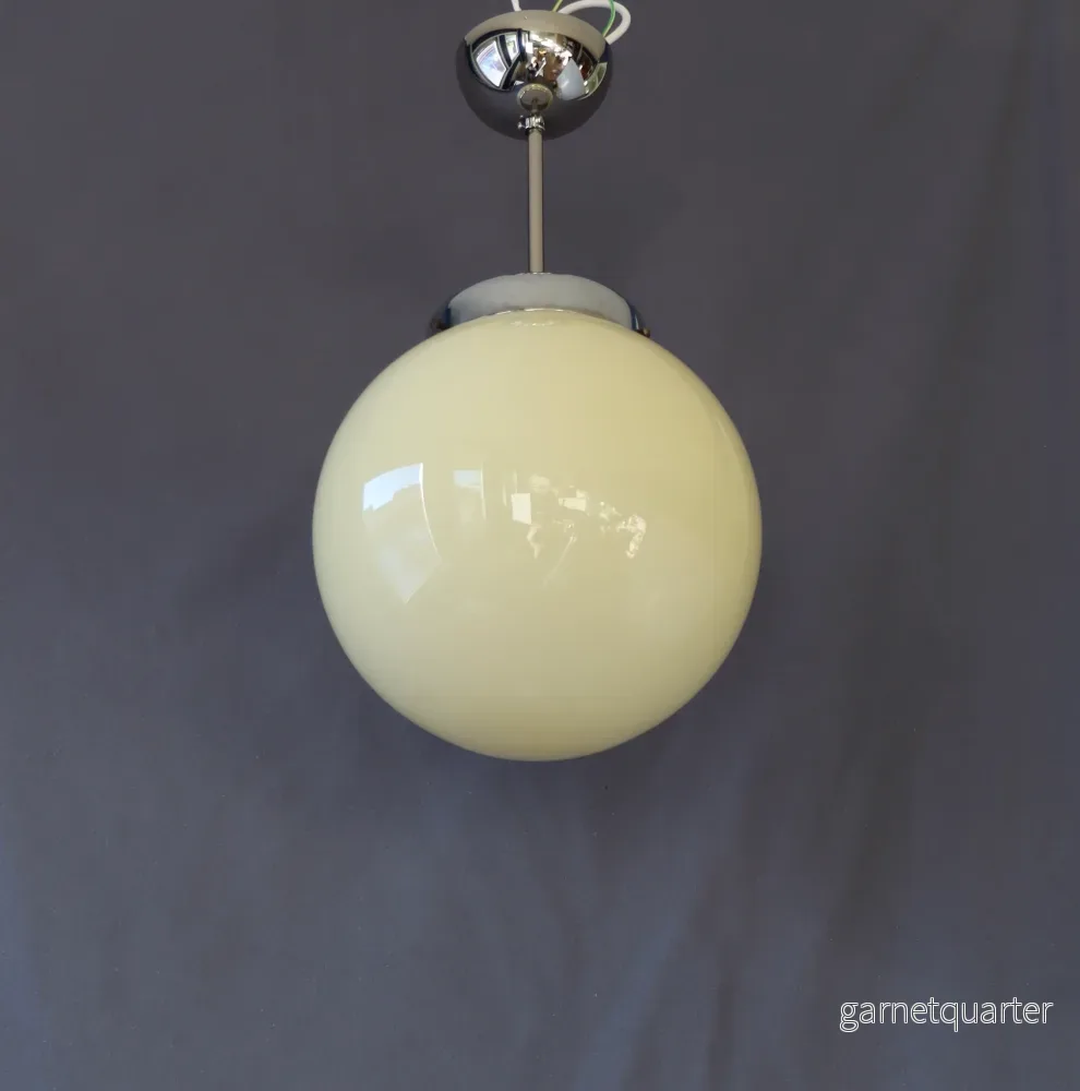 Taklampa Art Deco 1930-tal Glob P183 Taklampa Art Deco 1930-tal Glob P183