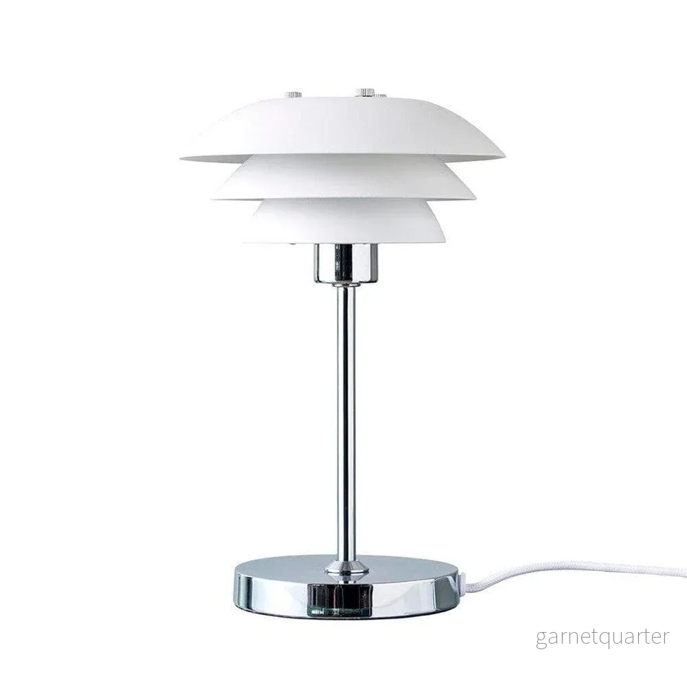 Dyberg Larsen Bordslampa DL16 Dyberg Larsen Bordslampa DL16