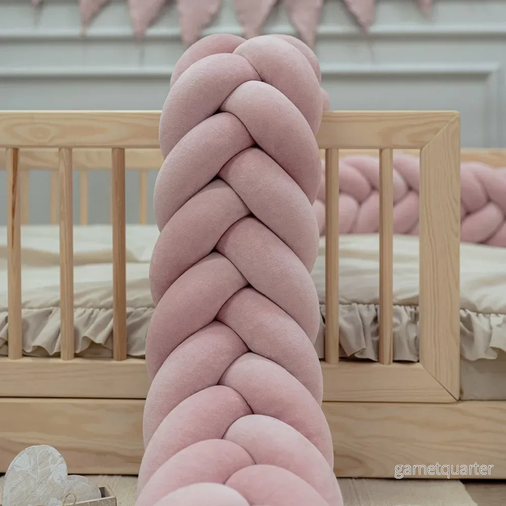 Sängkappa, 5-trådig fläta Dusty Pink Sängkappa, 5-trådig fläta Dusty Pink