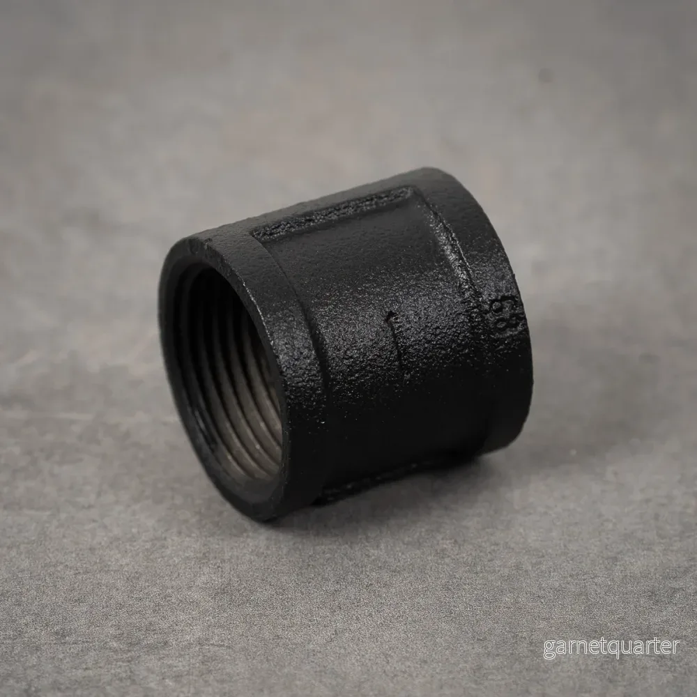 Rörkoppling antik – 32 mm – Svartlackerad Rörkoppling antik – 32 mm – Svartlackerad