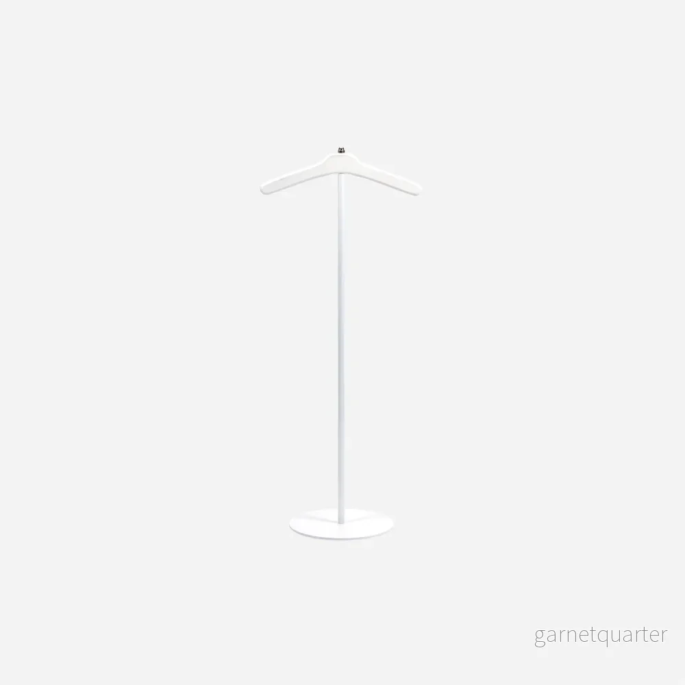 Valet stand 1