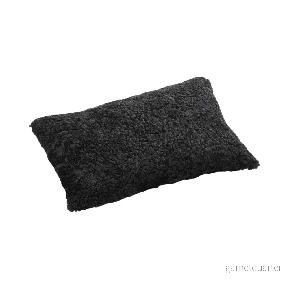 Pieces Medium 40×60 – Black Pieces Medium 40×60 – Black