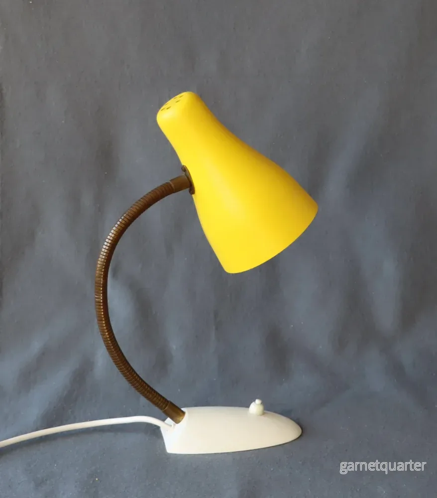 Bordslampa 1950/60-tal Gul Nr B436