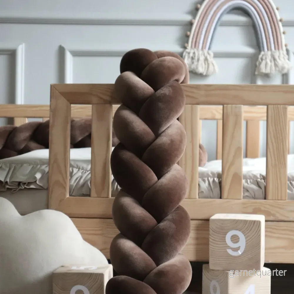 Sängkappa, 3-trådig fläta – chokladbrun Sängkappa, 3-trådig fläta – chokladbrun