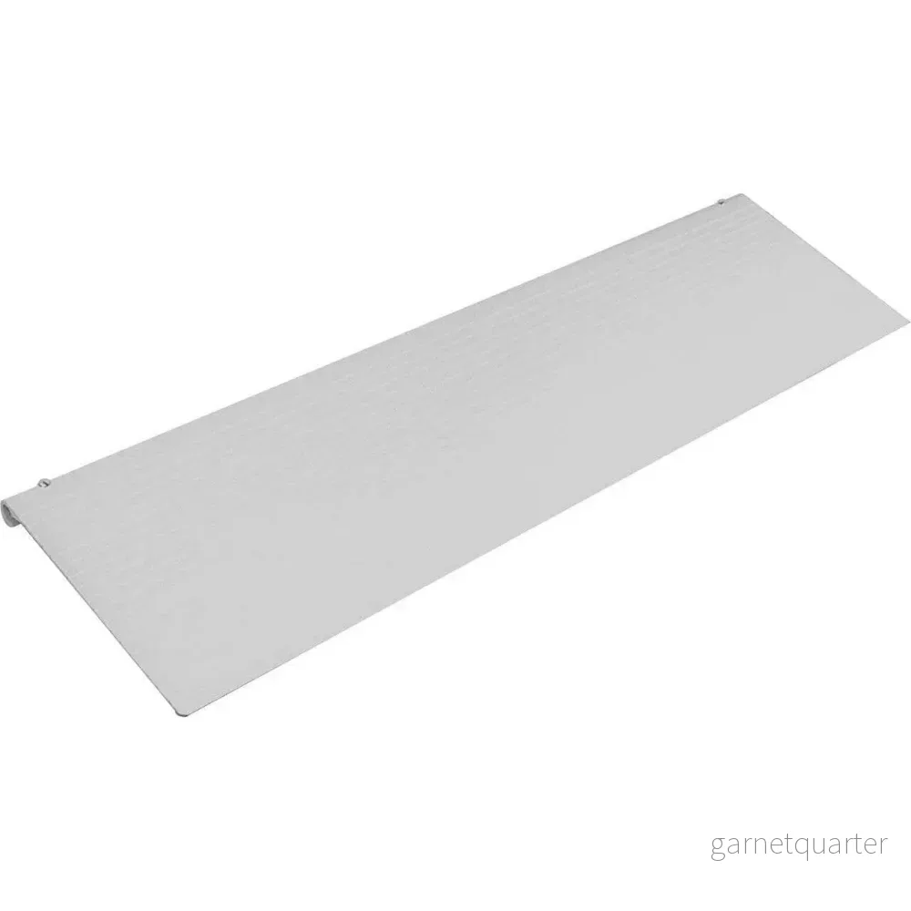 Dörrstegsramp med smart halkfri yta. Höjdjusterbar höjd (3-7 cm),