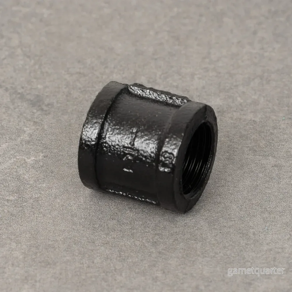 Rörkoppling antik – 20 mm – Svartlackerad Rörkoppling antik – 20 mm – Svartlackerad