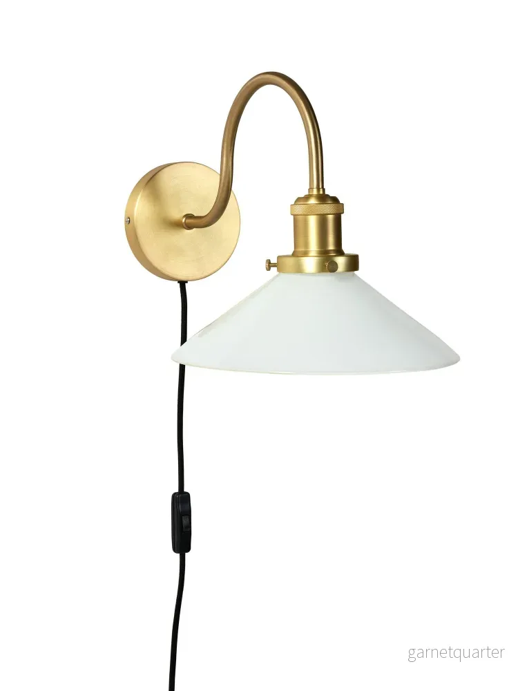 PR Home Axel Vägglampa