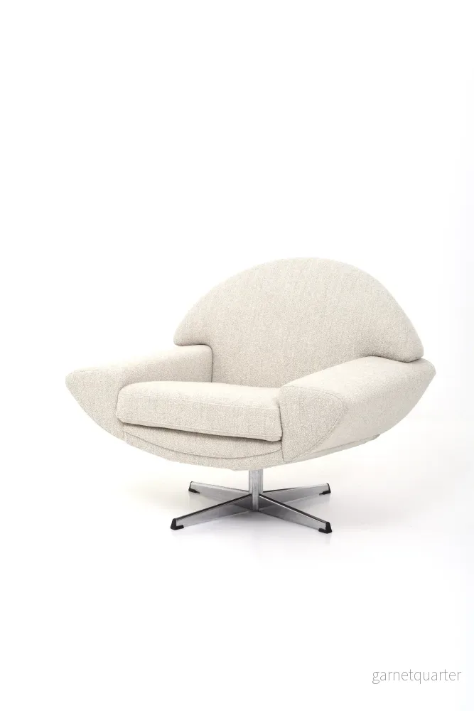Fåtölj ”Capri” av Johannes Andersen för Trensum Möbelfabrik, 1960tal Fåtölj ”Capri” av Johannes Andersen för Trensum Möbelfabrik, 1960tal