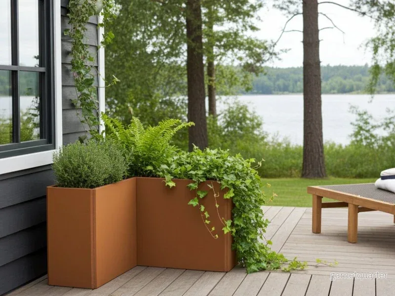 Vinklad blomlåda i cortenstål EDGY 117 × 117 × 40 × 80 cm Vinklad blomlåda i cortenstål EDGY 117 × 117 × 40 × 80 cm