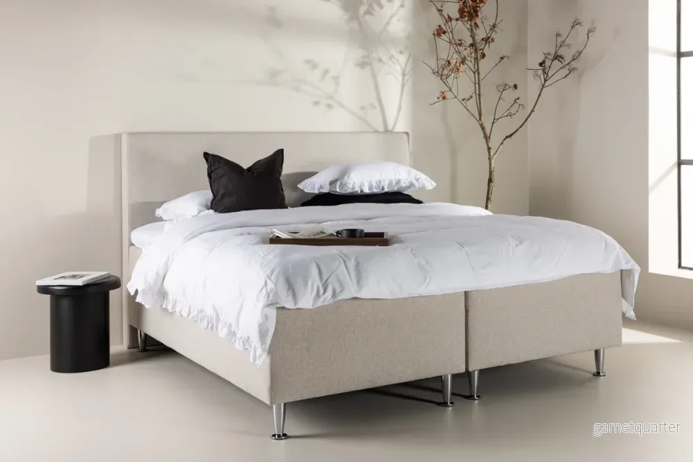 Mesa dubbelsäng 180x200, beige
