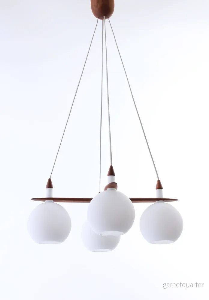Taklampa Luxus Design Uno & Östen Kristiansson 1950-tal Nr A426 Taklampa Luxus Design Uno & Östen Kristiansson 1950-tal Nr A426