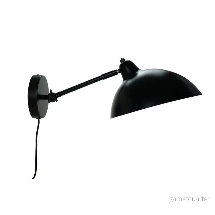 DybergLarsen Futura Vägglampa Svart/Vit DybergLarsen Futura Vägglampa Svart/Vit
