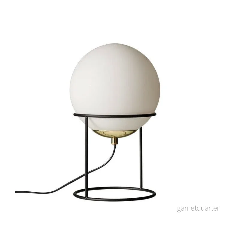 DybergLarsen Bordslampa Moon DybergLarsen Bordslampa Moon