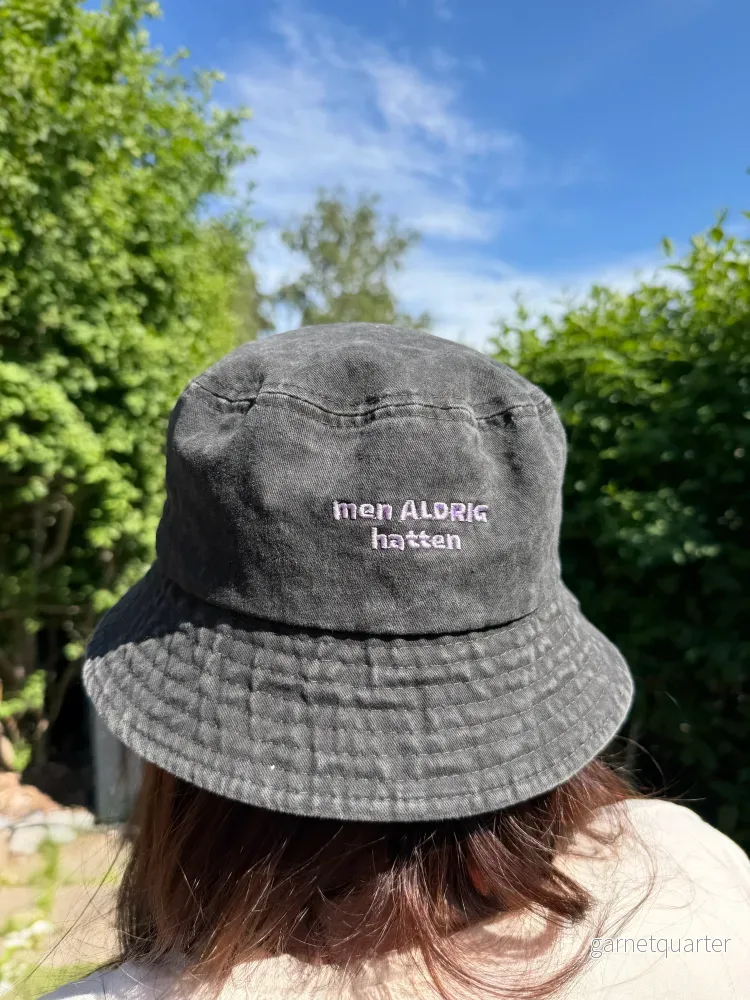 Bucket Hat - Glömmer alltid SPF (Men aldrig hatten) - Bild 2