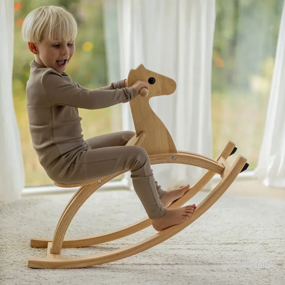 Gunghäst i trä - Bild 2