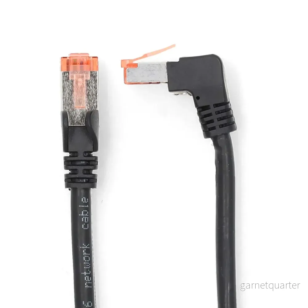 UTP-kabel med vinklad kontakt 5 meter UTP-kabel med vinklad kontakt 5 meter