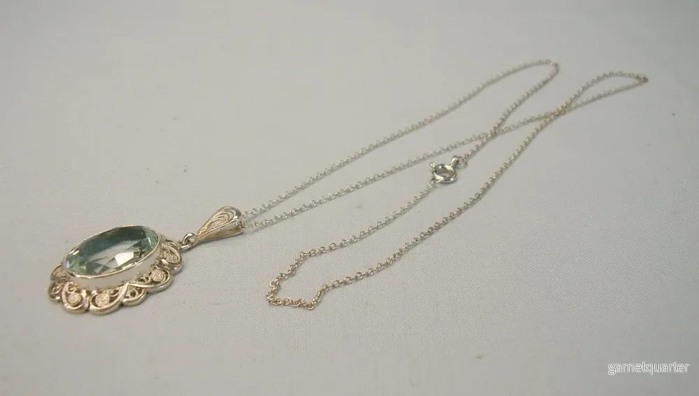 Elegant Vintage Hängsmycke i Silver med Akvamarin Spinell - Bild 2