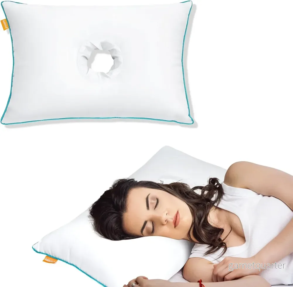 COMFORT ÖRANKUDDE – Justerbar huvudkudde med öronhål. Mjuk & skön! COMFORT ÖRANKUDDE – Justerbar huvudkudde med öronhål. Mjuk & skön!