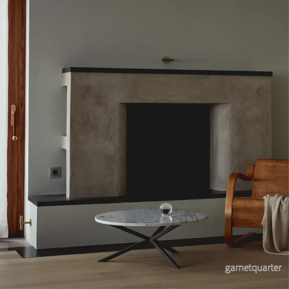 NEB Round Coffee Table with Top In Carrara Marble NEB Round Coffee Table with Top In Carrara Marble
