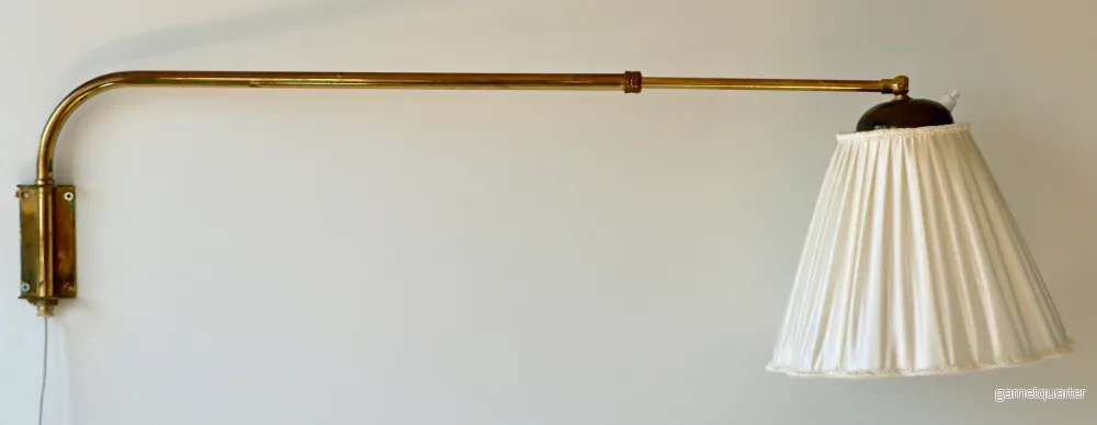 Vägglampa i mässing 1950-tal Nr V91
