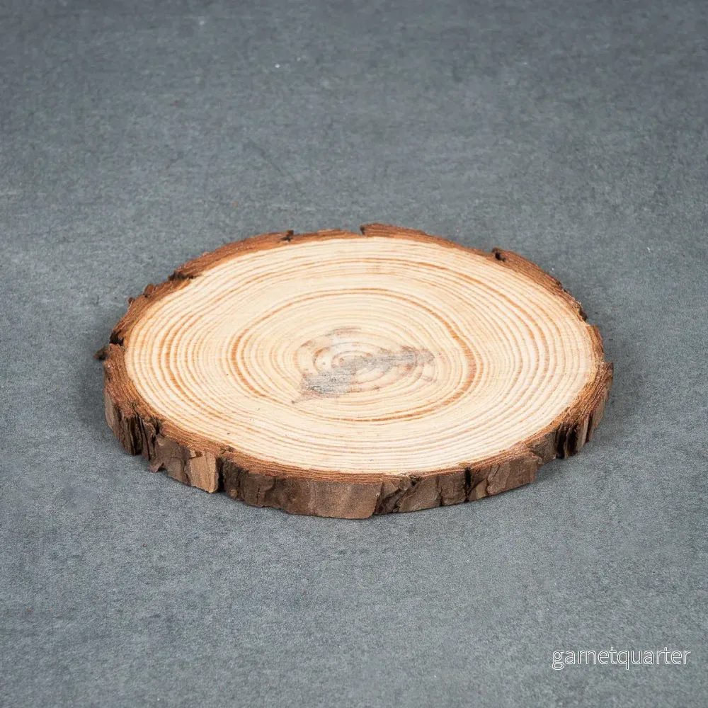 Okantad träbit, rund - 13-15 cm i diameter - Gran - Bild 2
