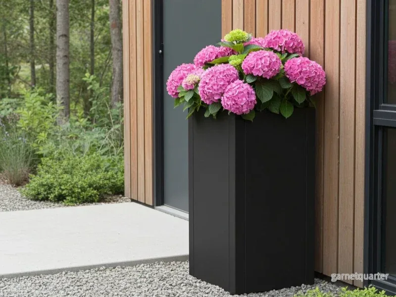 Blomlåda svartlackad CUBY 40 x 40 x H80 cm Blomlåda svartlackad CUBY 40 x 40 x H80 cm