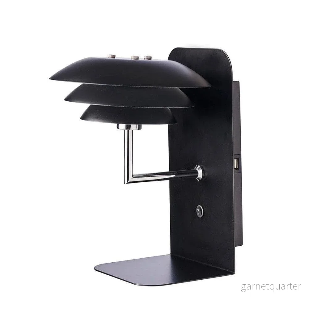 Dyberg Larsen Vägglampa DL20 USB Dyberg Larsen Vägglampa DL20 USB