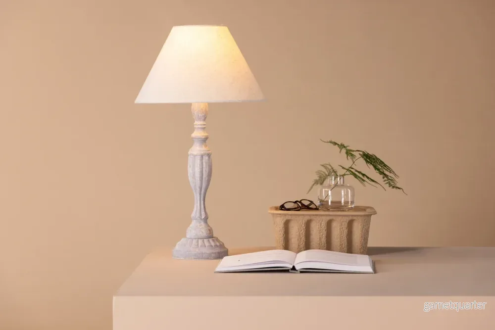 Caen bordslampa