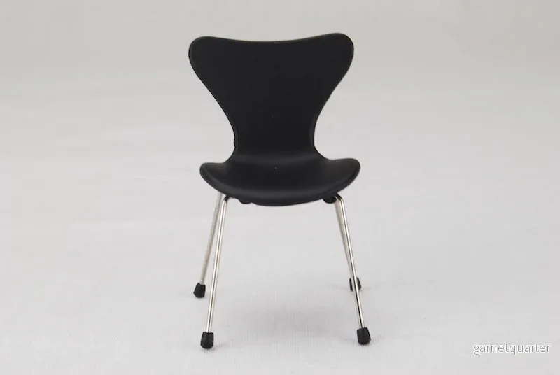 Minimii Arne Jacobsen Sjuan Stol Miniatyr Svart