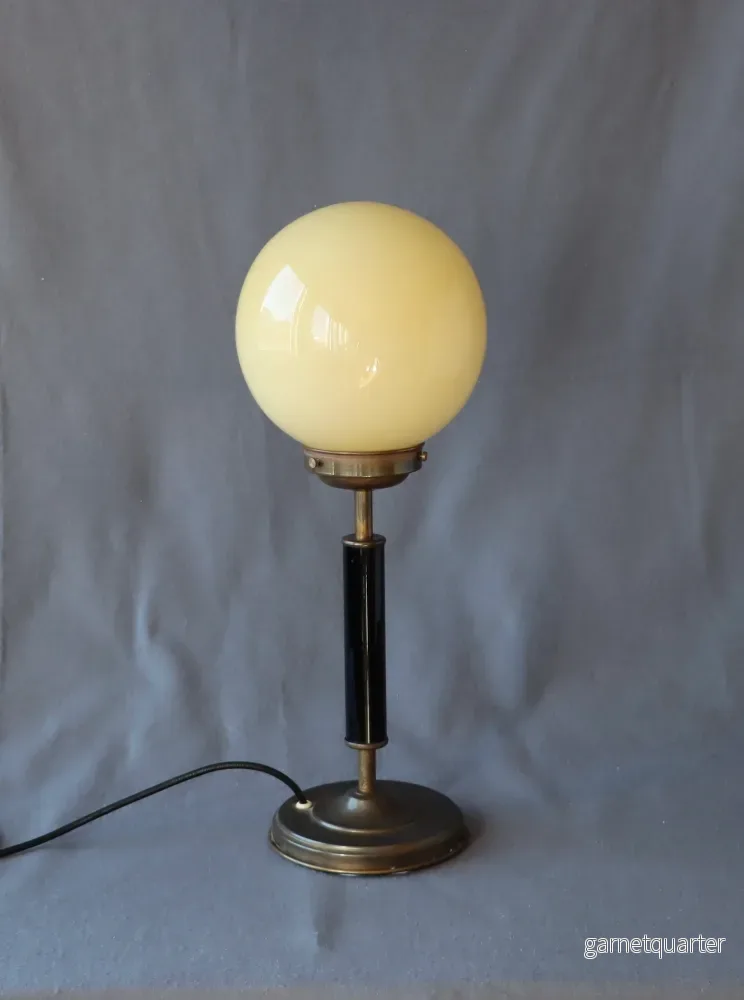 Bordslampa Art Deco 1930-tal Nr B435 Bordslampa Art Deco 1930-tal Nr B435