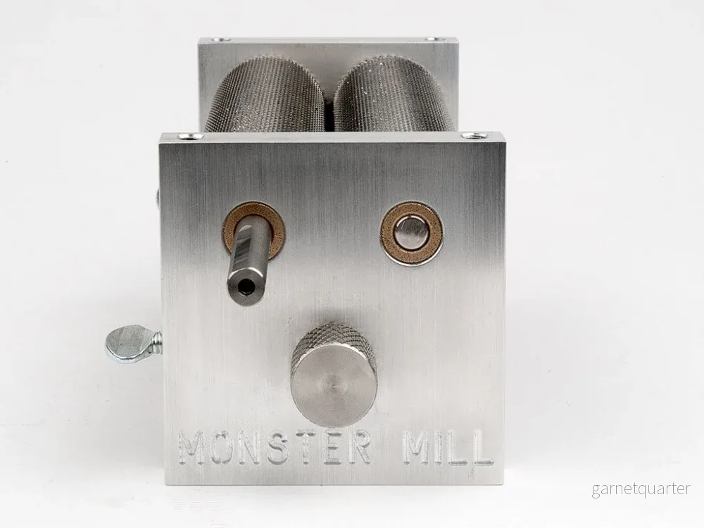 Monster Mill MM-3 - med bas och tratt - Bild 3