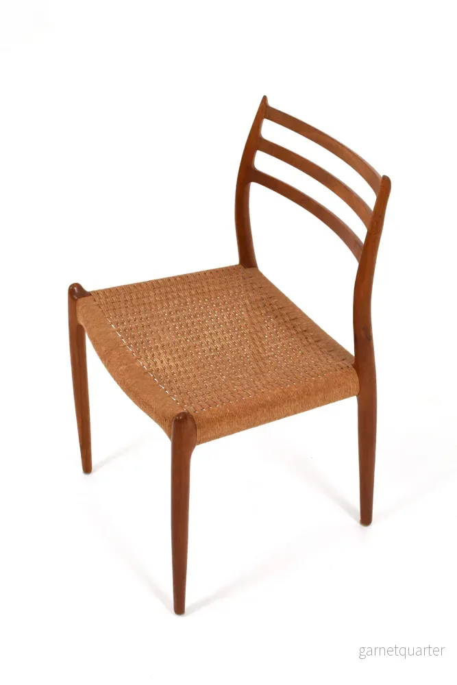 Fyra matstolar "Modell 78" av Niels Otto Møller för J. L. Møller - Bild 3