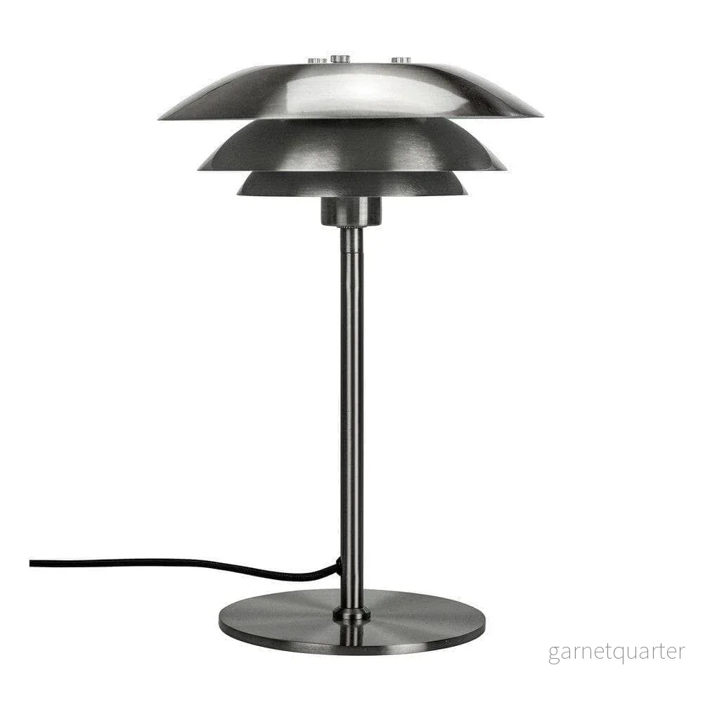 Dyberg Larsen Bordslampa DL20 Dyberg Larsen Bordslampa DL20