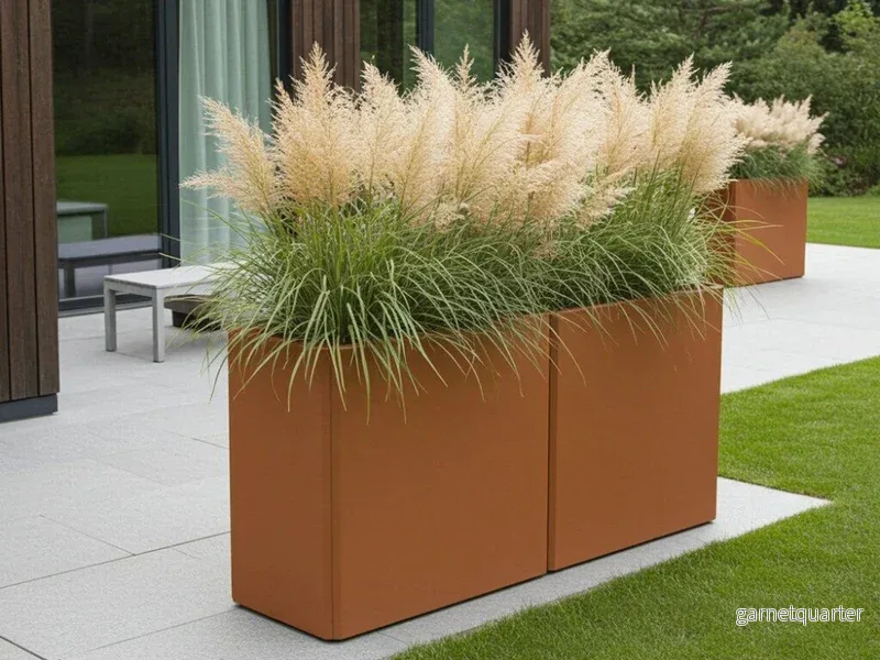 Blomlåda i cortenstål EDGY 157 x 40 x 80 cm Blomlåda i cortenstål EDGY 157 x 40 x 80 cm