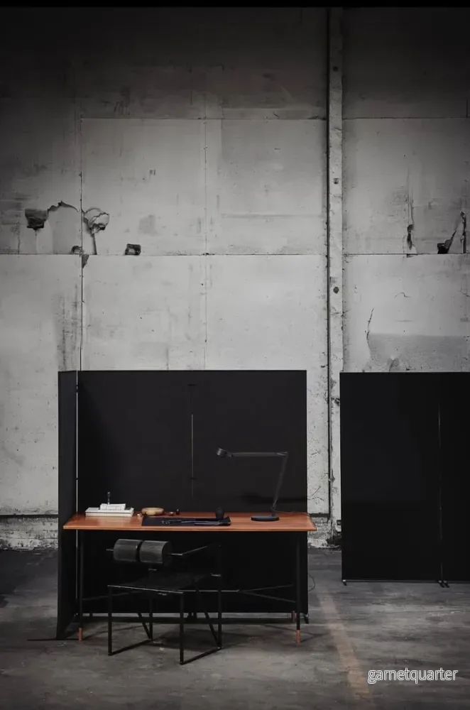 Ovanlig skrivbord "H-55" av Åke Hassbjer i teak och stål underrede, 1950tal - Bild 2