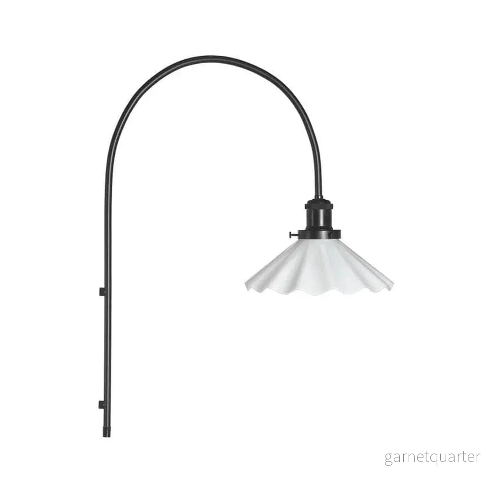 PR Home Vägglampa August Veckad PR Home Vägglampa August Veckad
