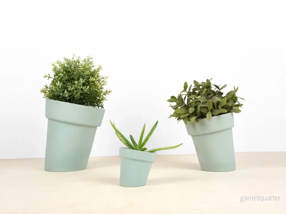 Set för sneda blomkrukor – 3 storlekar Set för sneda blomkrukor – 3 storlekar