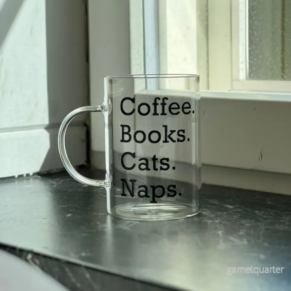 Glas med handtag - Coffe, books, cats, naps